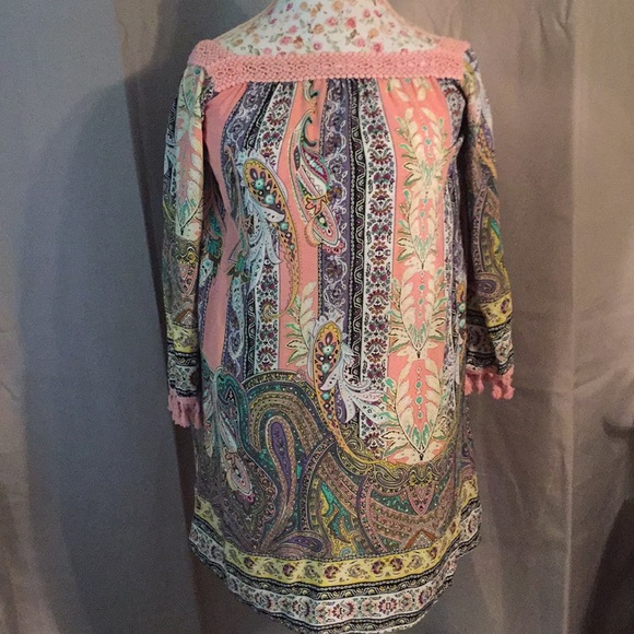 hazel Dresses & Skirts - Bohemian paisley dress -lace accents -flowy tunic